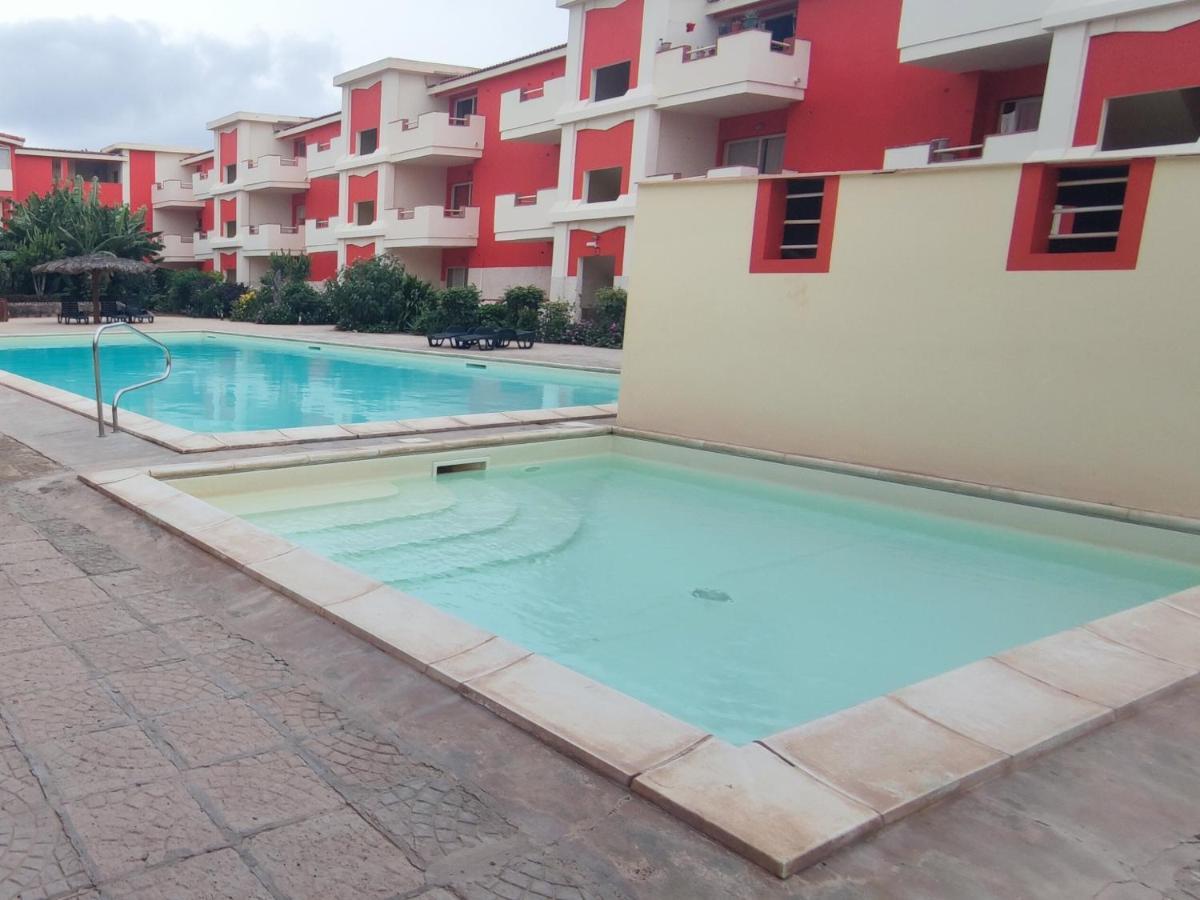 Sal Service Red Moradias Residence With Pool Санта-Мария Экстерьер фото